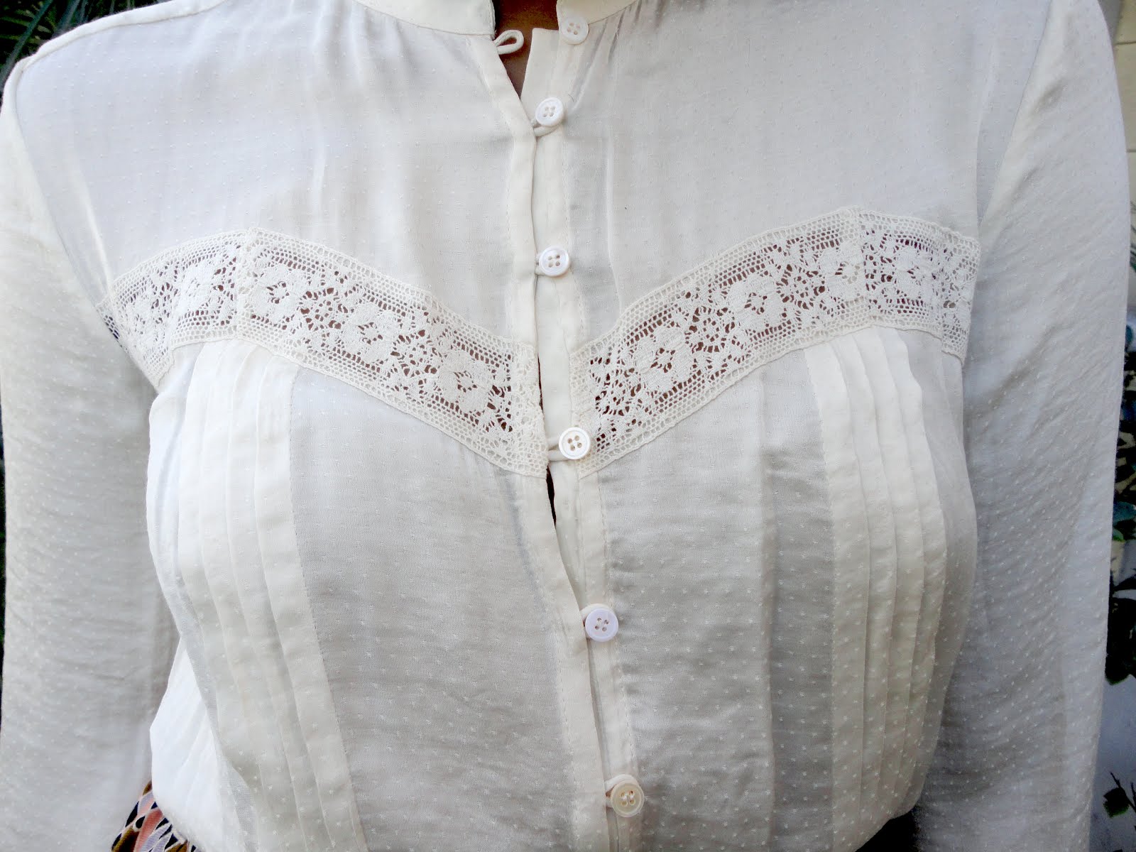 vintage inspired blouse