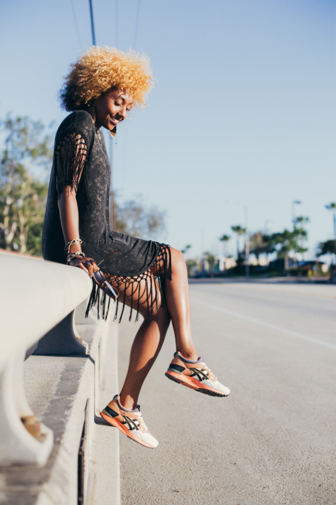Natural Hair, Blonde hair, sunglasses, bohemian style, fashion, jewelry, accessories, asics, kicks, tennis shoes, sneakers