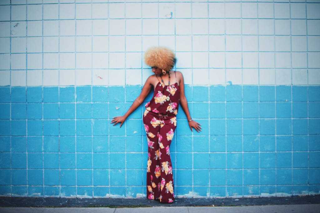 LIVECLOTHESMINDED, CLOTHESMINDED, 1970S, FLARES, JUMPSUIT, FUNK, FUNKY, AFRO, AFROCENTRIC, FLYY, FLYNNSKYE, FALL FASHION, NATURAL HAIR.