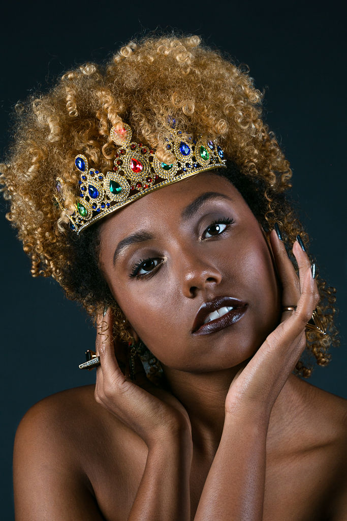 30-before-30-RSEE-LCM-LongBeach-Artist-Photography-liveclothesminded-6362-natural-hair-curls-crown-shoot