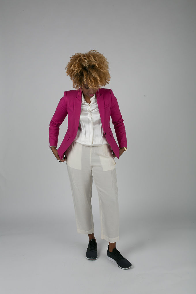 RSEE-LCM-Liveclothesminded-xmmtt-longbeach-7204-blazer-pink blazer-statement blazer-what to wear to work-outfit idea for work-natural hair-blonde curls-white pants