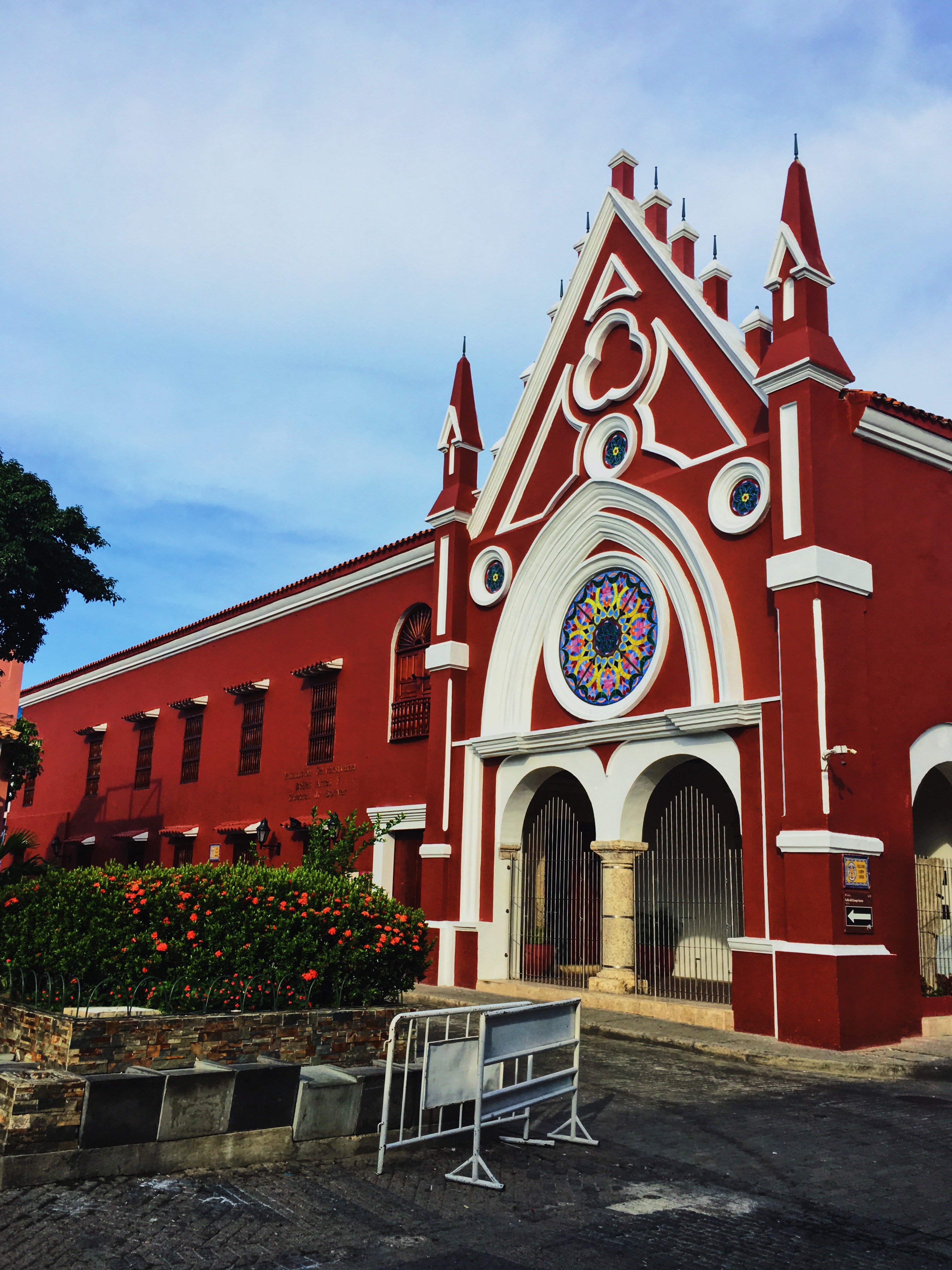 lcm-liveclothesminded-walled city-columbia-cartagena