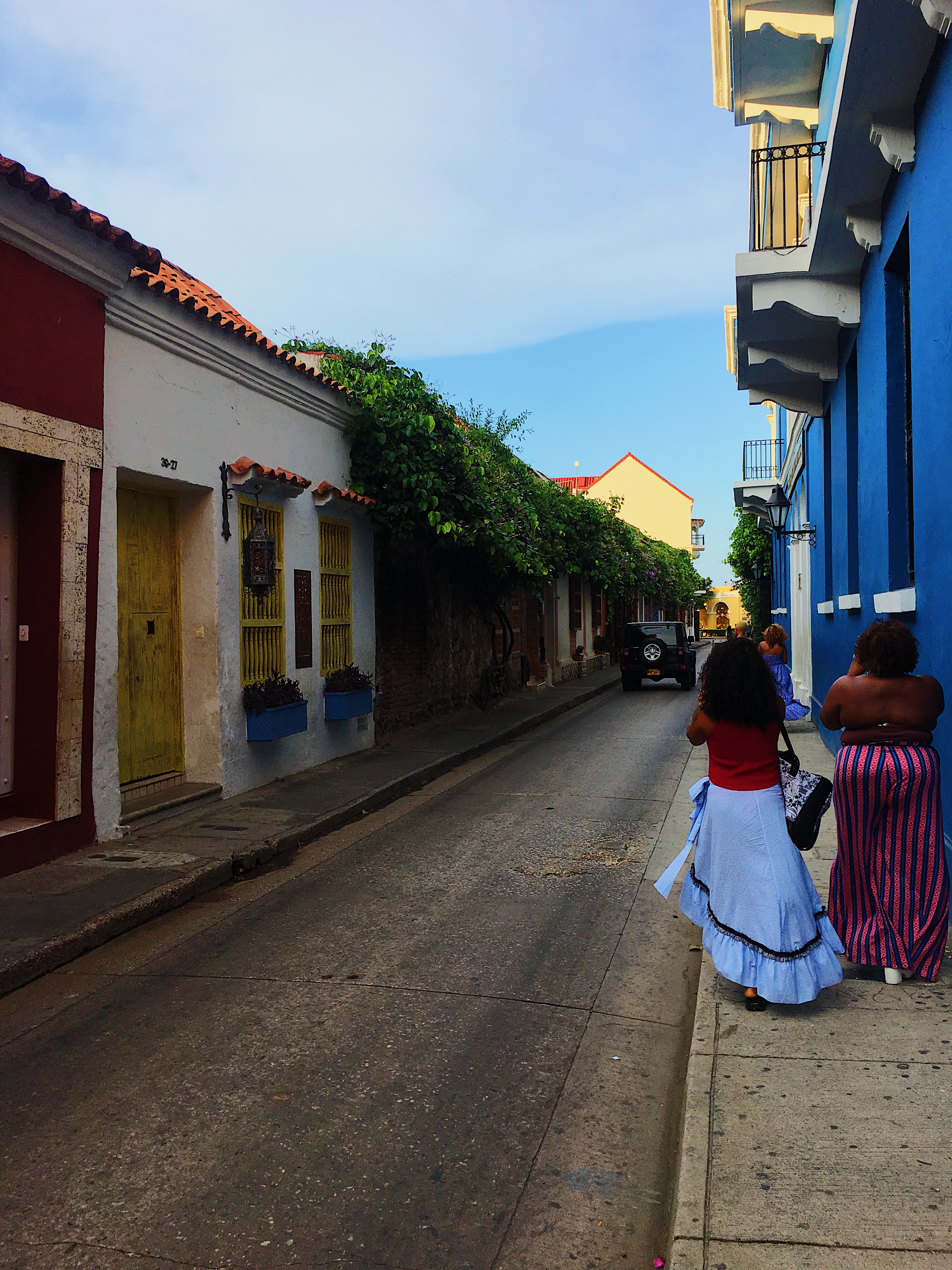 lcm-liveclothesminded-cartagena-colombia-walled city-old town