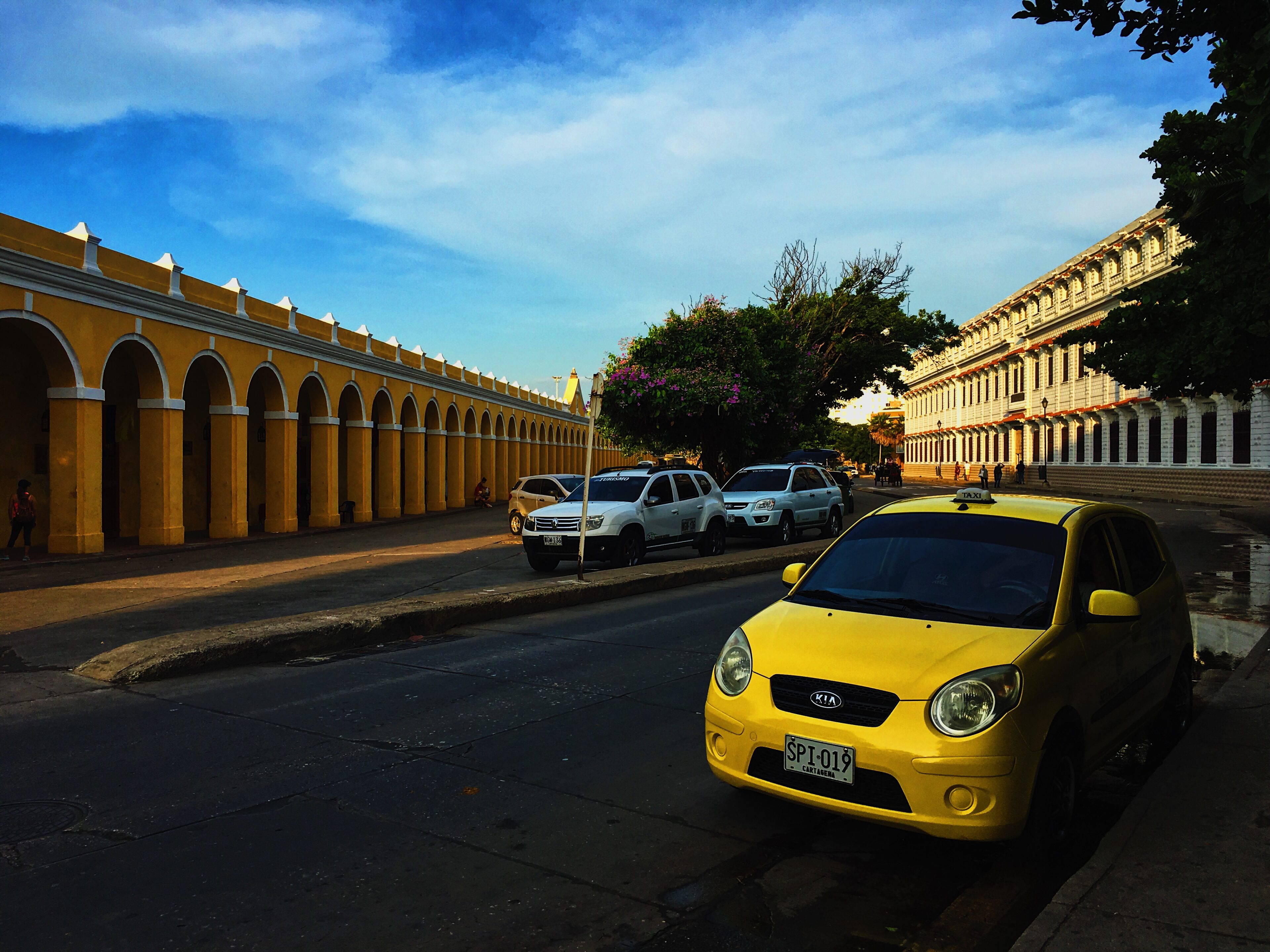 lcm-liveclothesminded-cartagena-colombia-walled city-old town