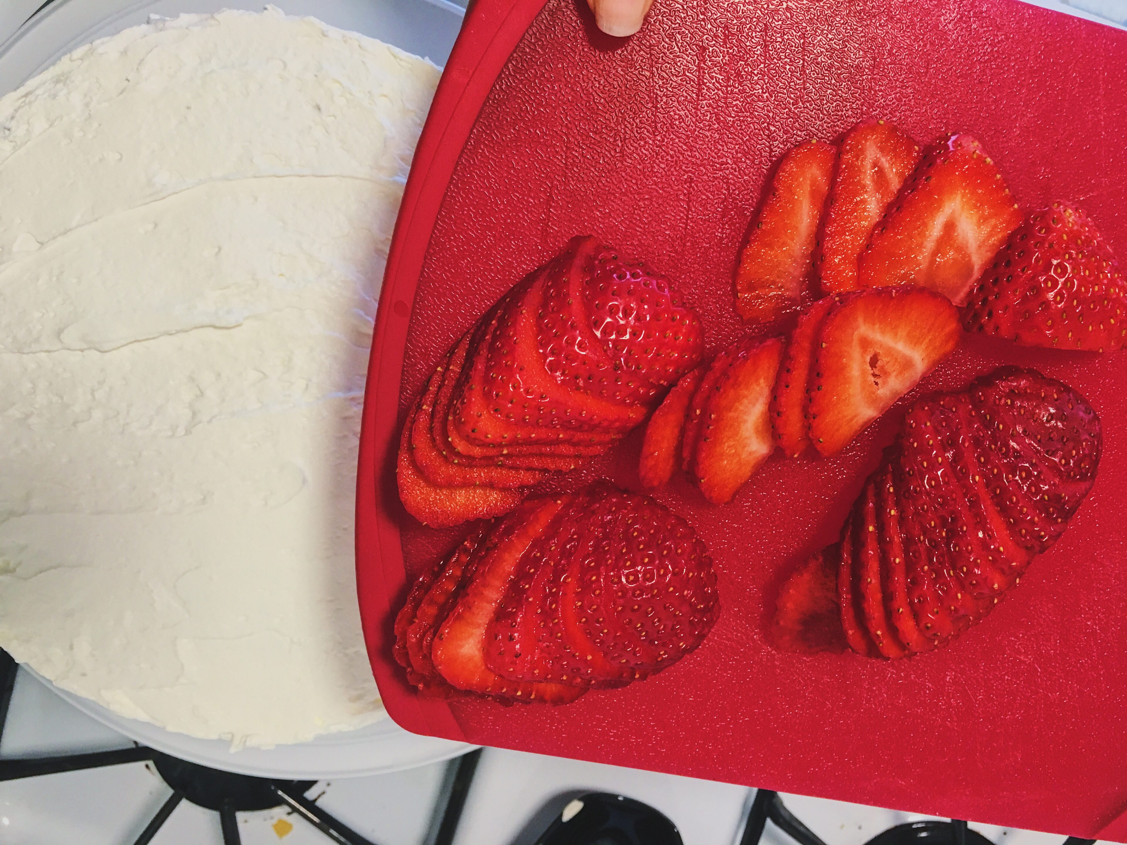 add strawberries to cake