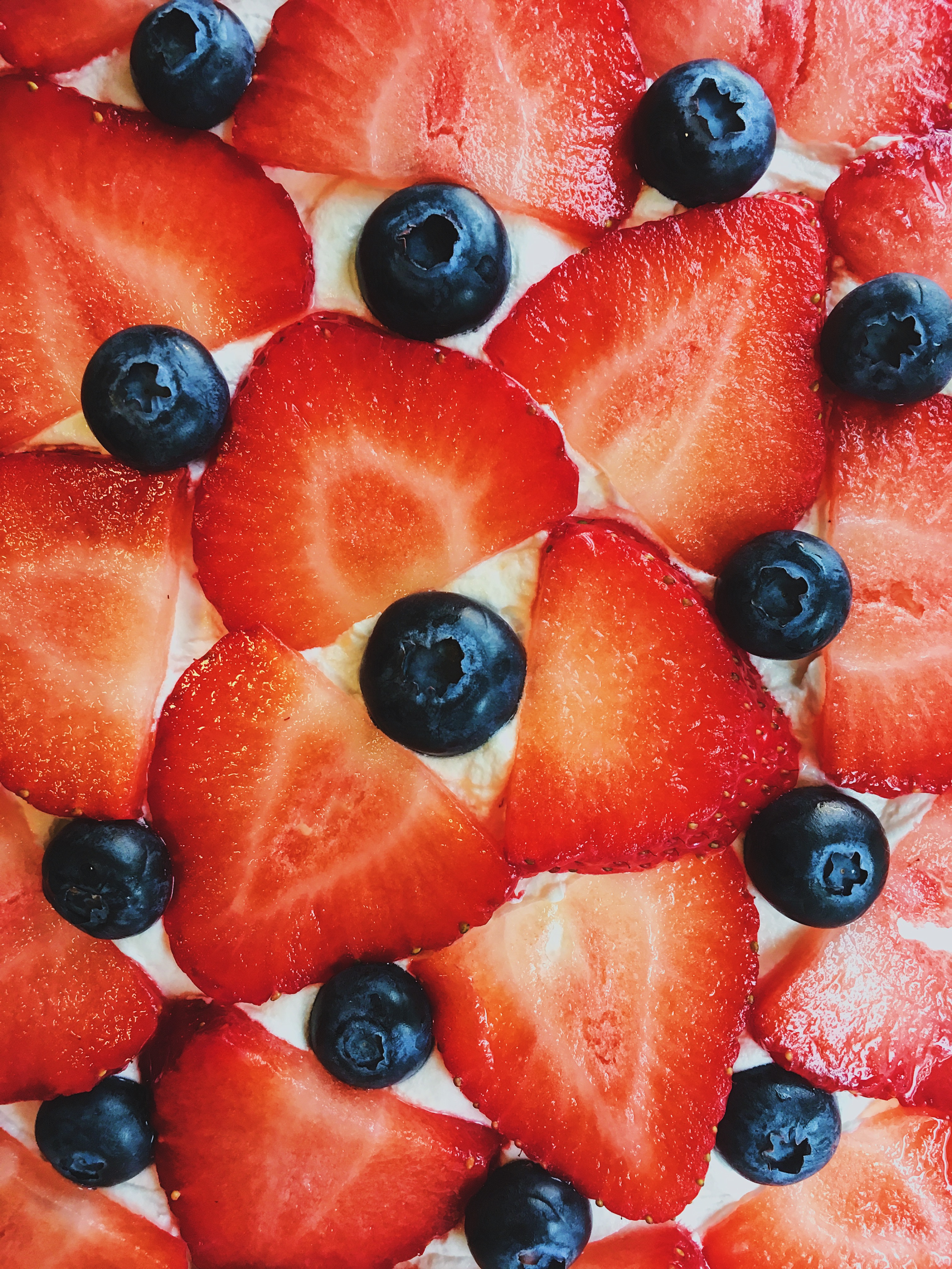 4th of july cake recipe-strawberry-blueberry-cake ideas-summer desserts