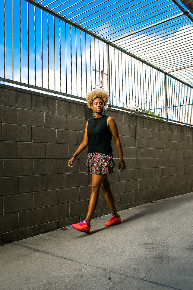 fit femme-dress with sneakers-orange sneakers