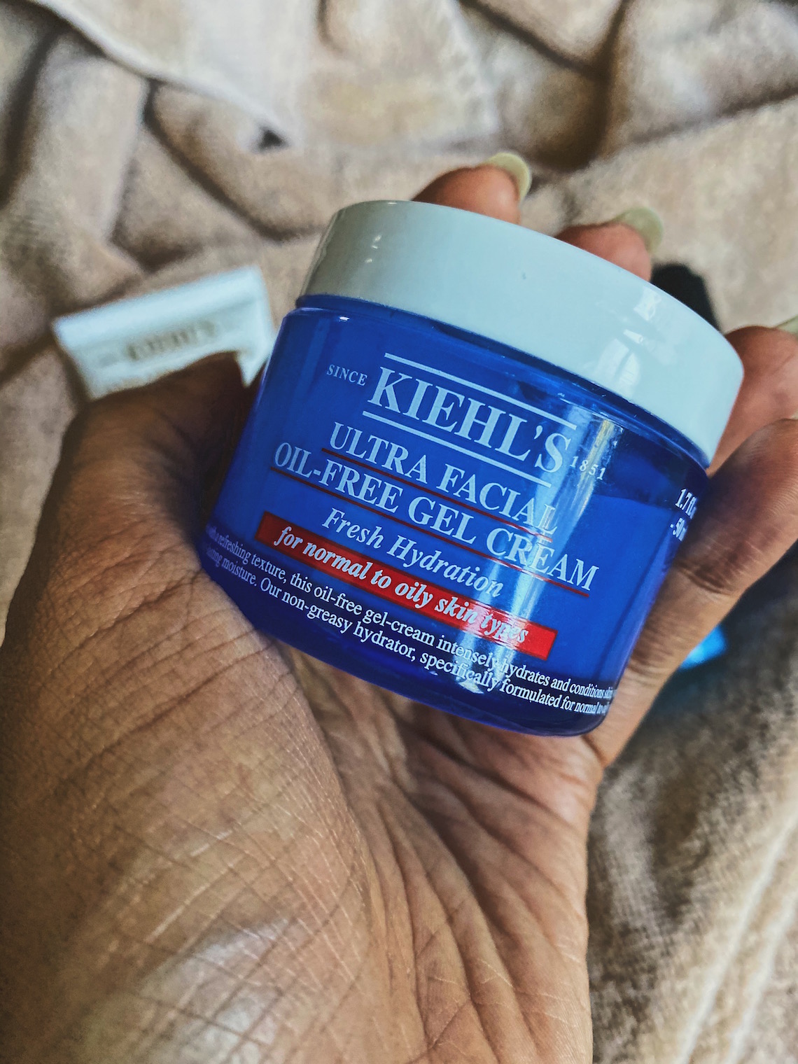 kiehls ultra facial oil free gel cream-moisturizer