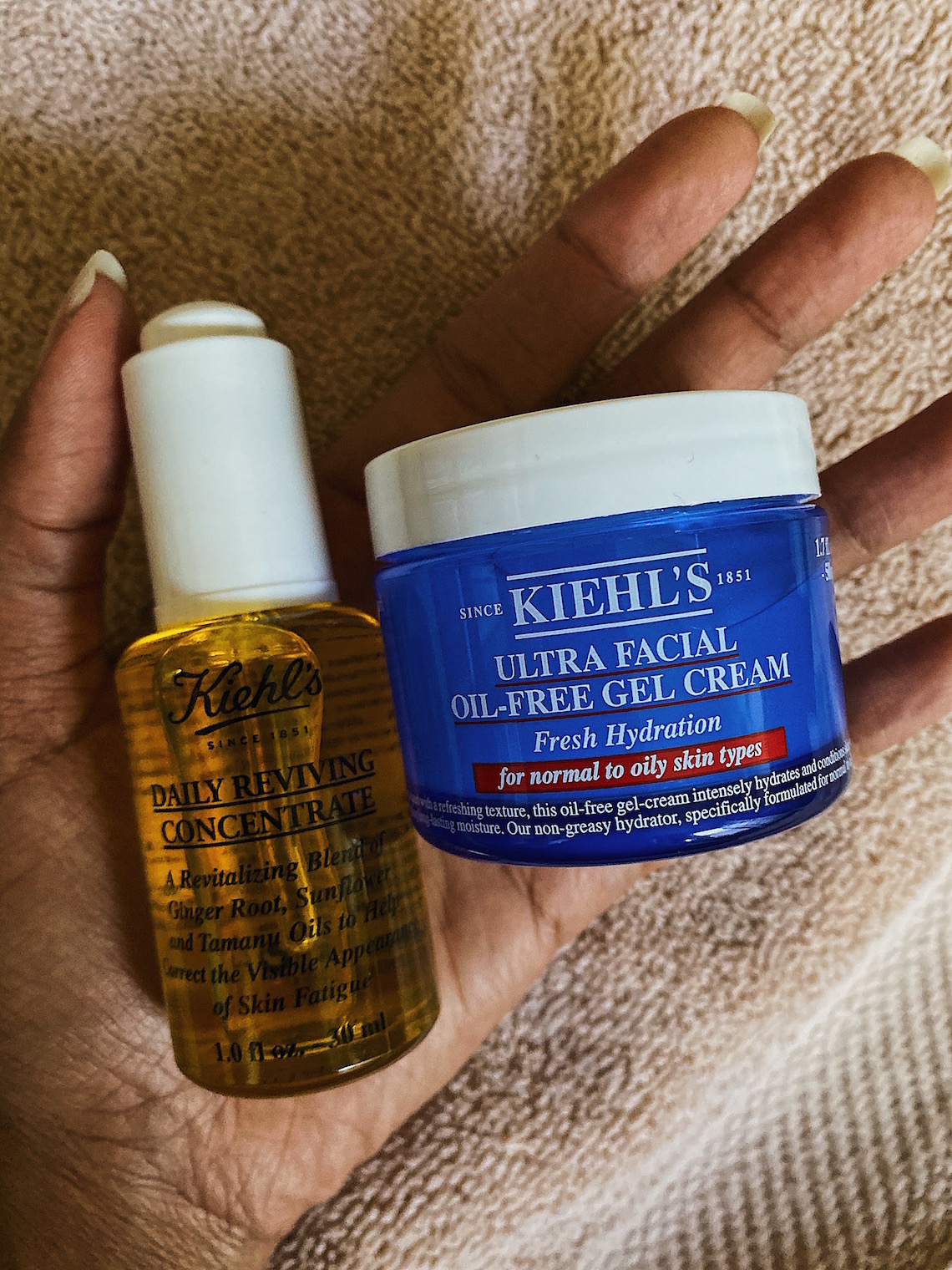 kiehls ultra facial oil free gel cream-moisturizer-daily reviving concentrate
