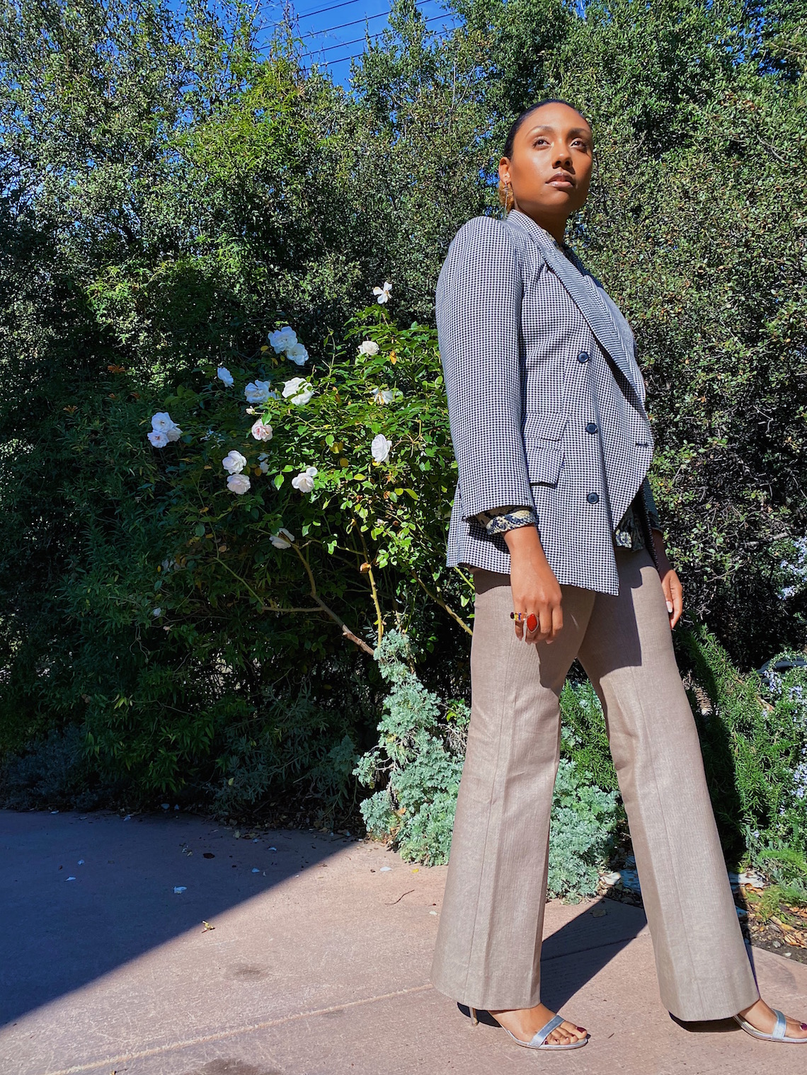 wedding guest outfit-slacks-blazer