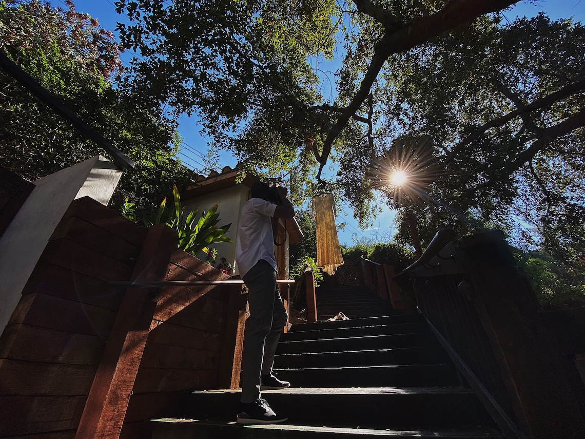 rsee taking a photo-photographer-xmmtt-wedding photographer-natural light-LA