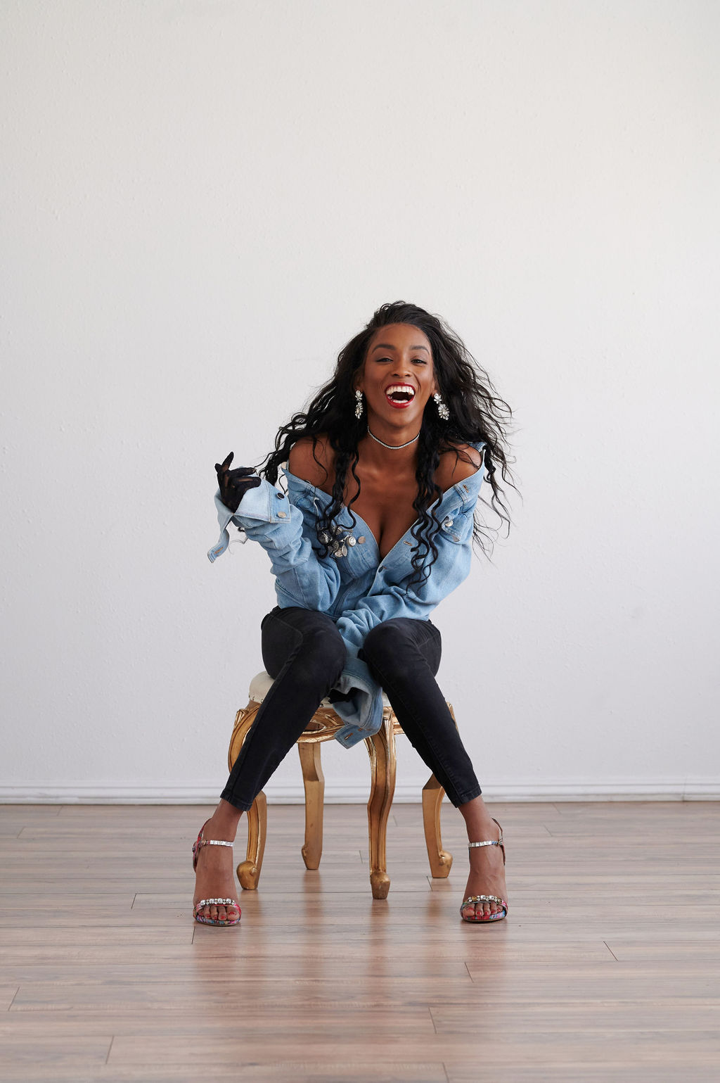 Annjulia Smalls In Y Project-styled by melissa-lcm-sheldon botler photography-denim jacket-elongated sleeves-high fashion-black girl magic-laughs