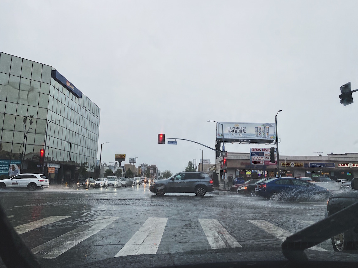 driving in rain-street-red light