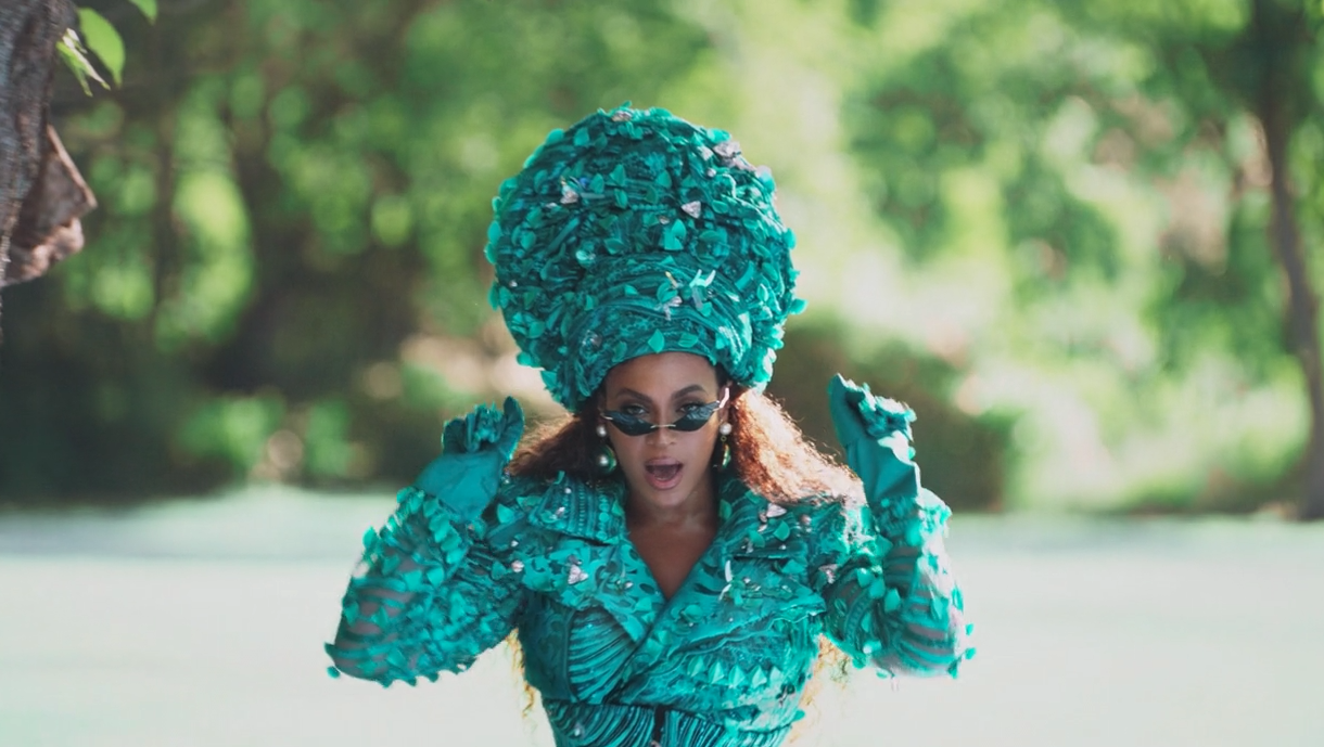 black-is-king-already-beyonce-green-nigerian-gele-headpiece-traditional-outfit-3